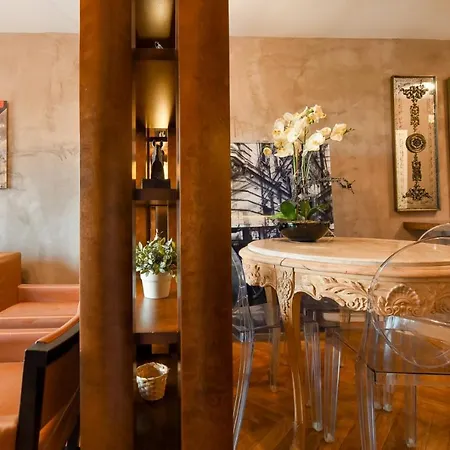 Appartamento Spectacular Views & Modern Comfort: Your Dream Duplex In Central *